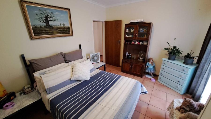 3 Bedroom Property for Sale in Langenhovenpark Free State